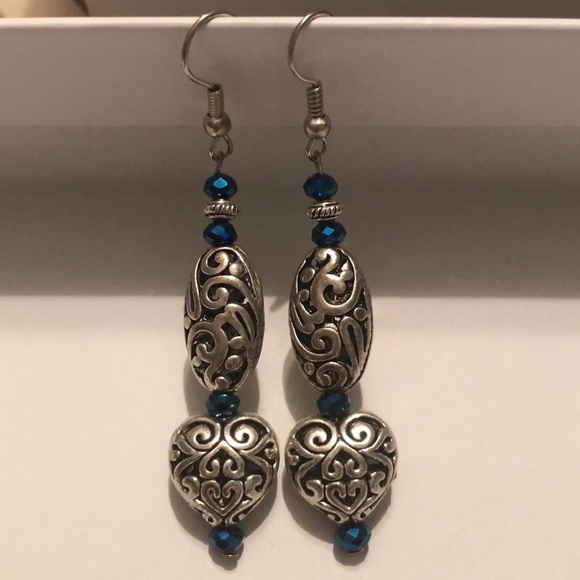 Jewelry - Silver Dangle Earrings